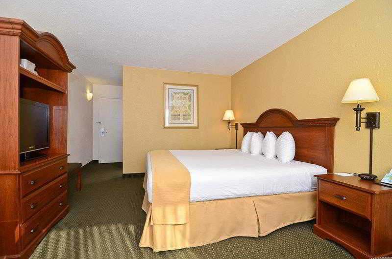 Hotel Wyndham Garden Kenosha Exterior foto